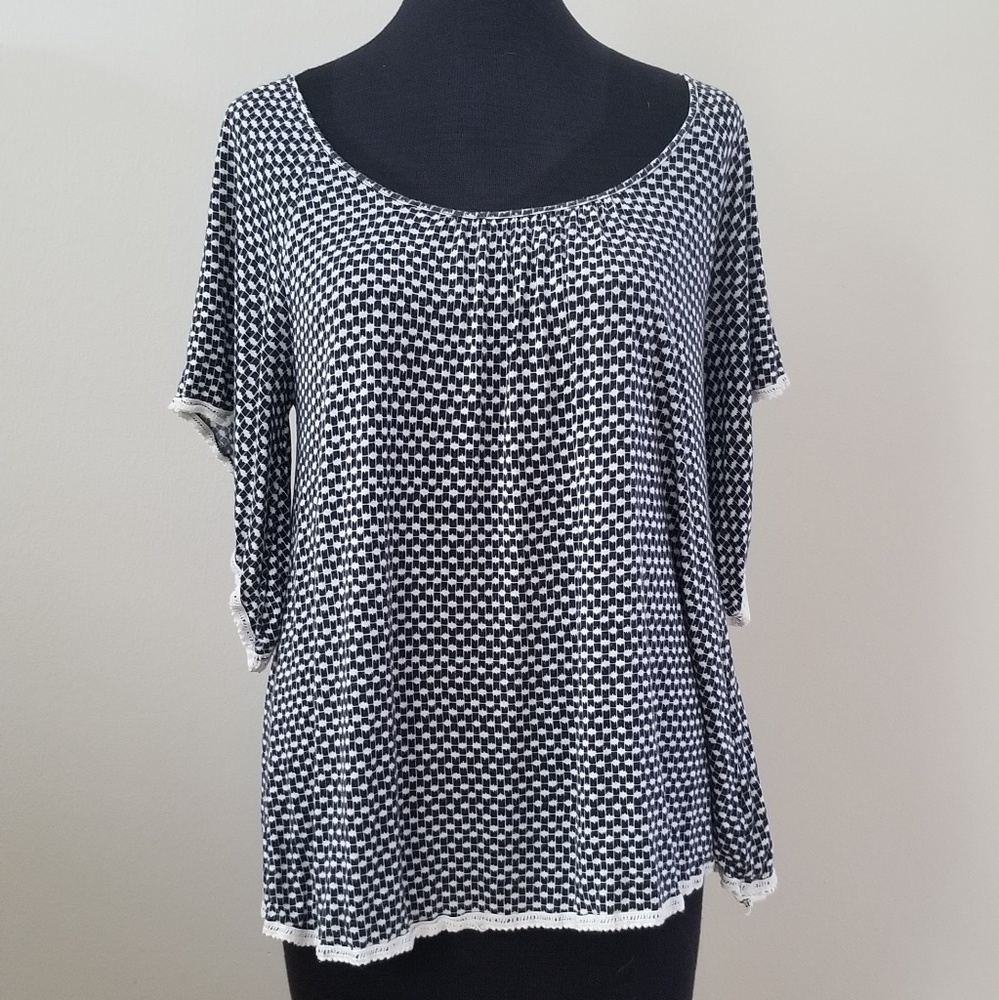 🌻Gap 100% rayon blouse size XS